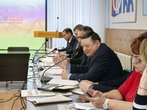 Валерий Андрияшкин провёл заседание Красноярской городской трёхсторонней комиссии по регулированию социально-трудовых отношений