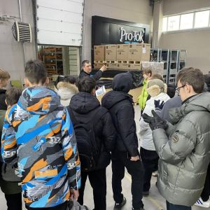 Школьники решают реальные кейсы завода «Про-Ток» в рамках программы «Промка»